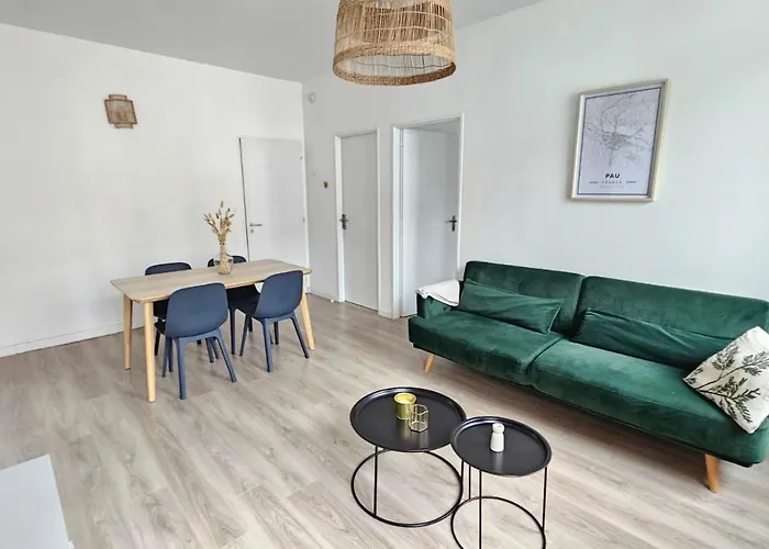 Superbe Appartement 2 Chambres Au Coeur De Pau